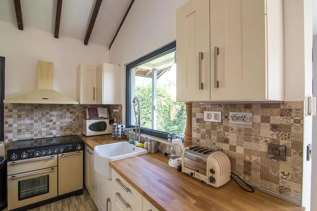 Cherry Tree Cottage Nisipurile de Aur 0*,