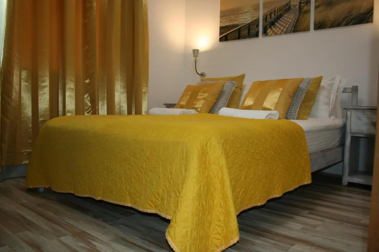 Case de vacanță Cherry Tree Cottage Nisipurile de Aur